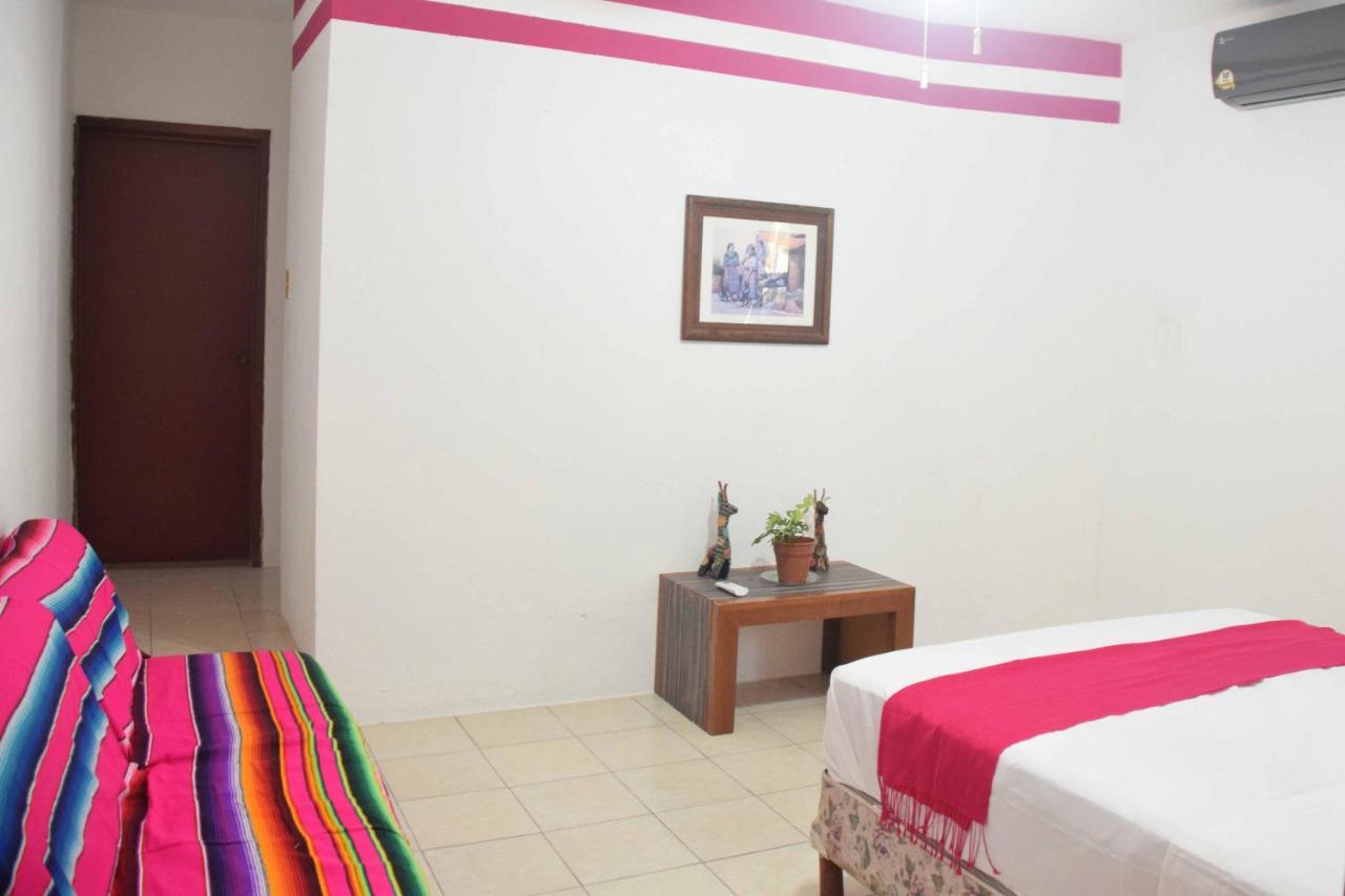 Hostal Casa Bohemia Mérida Esterno foto