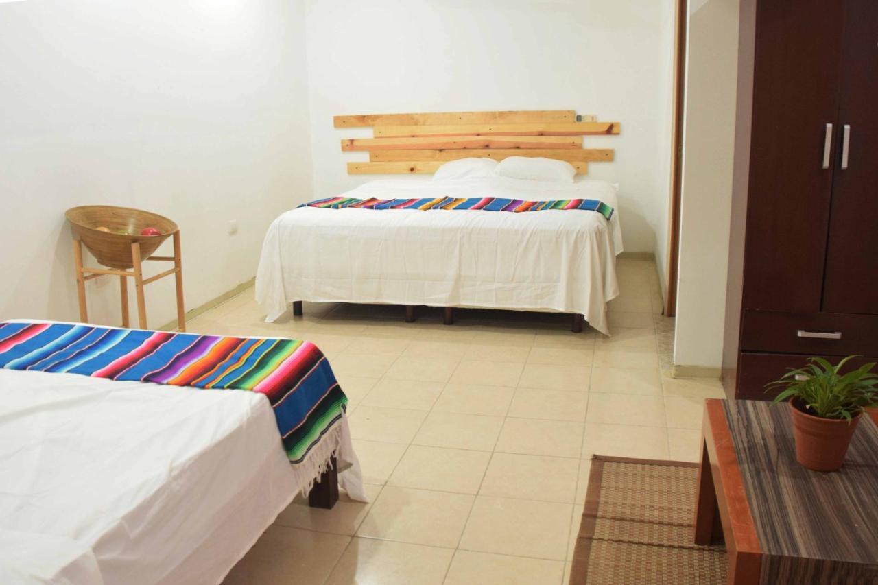 Hostal Casa Bohemia Mérida Esterno foto